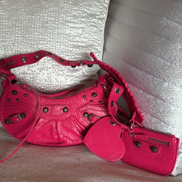 ❌SOLD❌Balenciaga Le Cagole XS Pink Crinkled Leather Two Way Bag - Picture 11 of 14